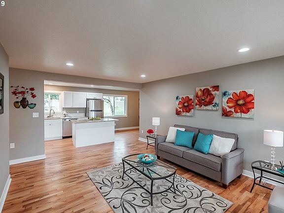 3rd image of 34387 Teddy Ave NE