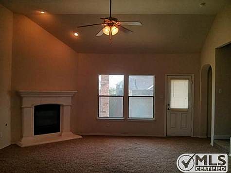 4th image of 1463 Del Mar Dr