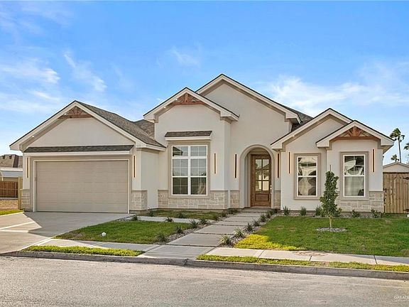 2nd image of 800 La Laguna Rd