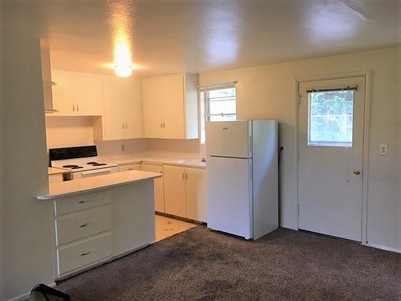 3rd image of 2117 S Kimball Ave APT 8