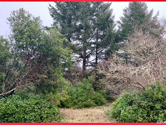 2nd image of 328 Orion Ave SW