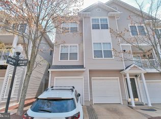 4527 Superior Sq, Fairfax, VA 22033