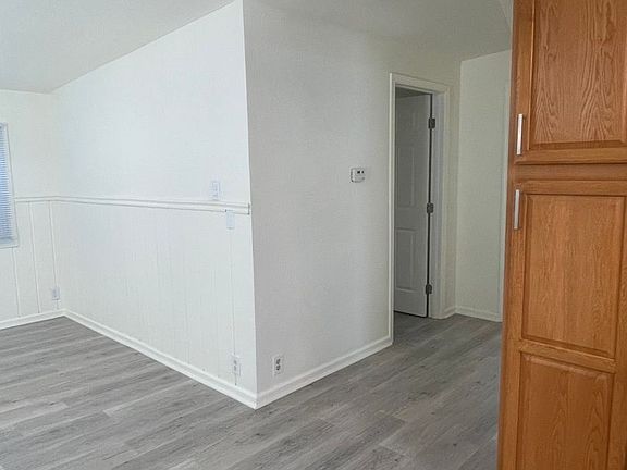 5th image of 2538 & 2556 Lanning Ave #2538