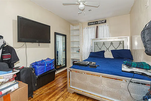 Sold by Fillmore | media 11