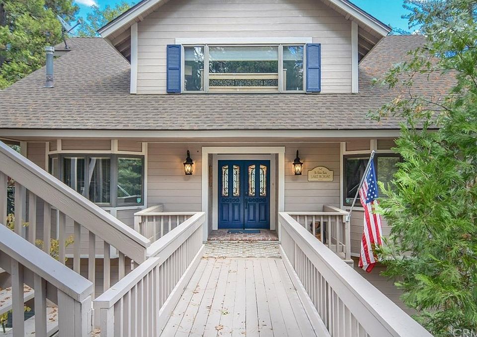 1st image of 226 Birchwood Dr