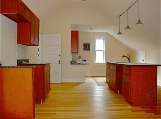 17 Brooks Ave #3H, Newport, RI 02840