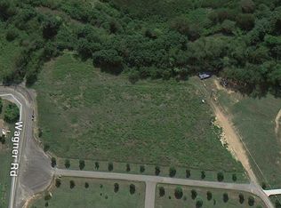 92 Wagner Rd, Evans City, PA 16033