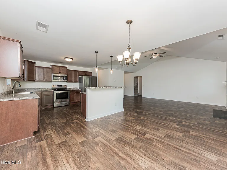 100 Mingo Dr — Photo 10