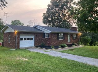 6241 Bowling Green Rd, Scottsville, KY 42164