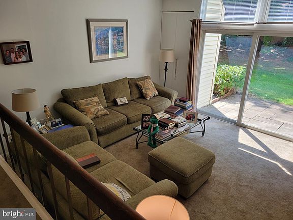 2nd image of 117 Centre Ave #117
