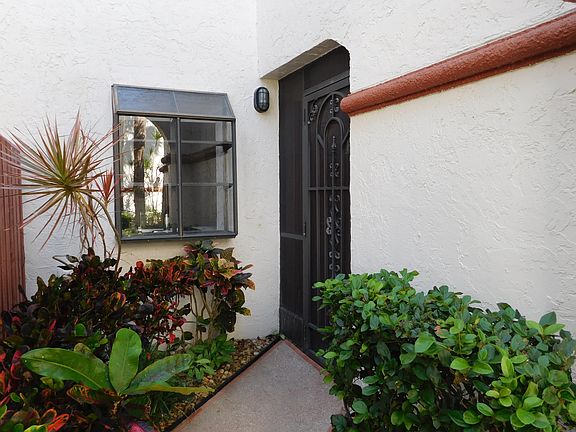 3rd image of 5181 Brisata Cir APT E
