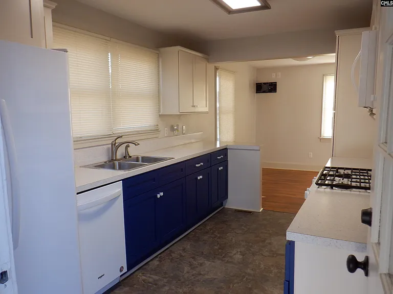 2913 English Ave — Photo 6