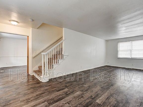 2nd image of 917 NE 81st St