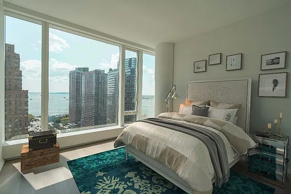 Rented by New York Casas Ltd. | media 64