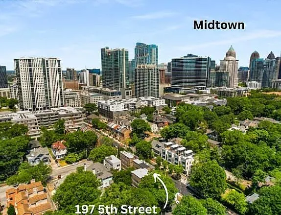 2 bed, 3.0 bath, 1456 sqft, $3,500 — Photo 3