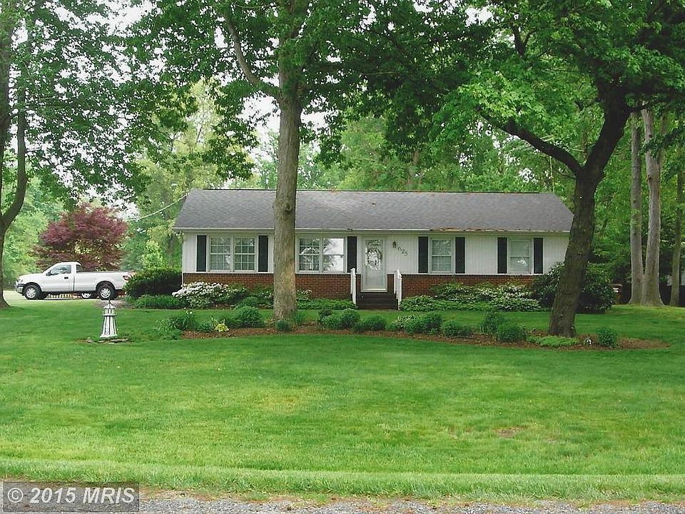 1st image of 625 Bayside Dr