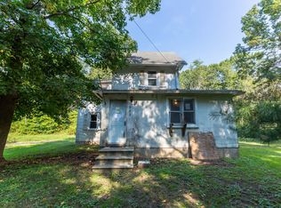 922 Aura Rd, Monroeville, NJ 08343