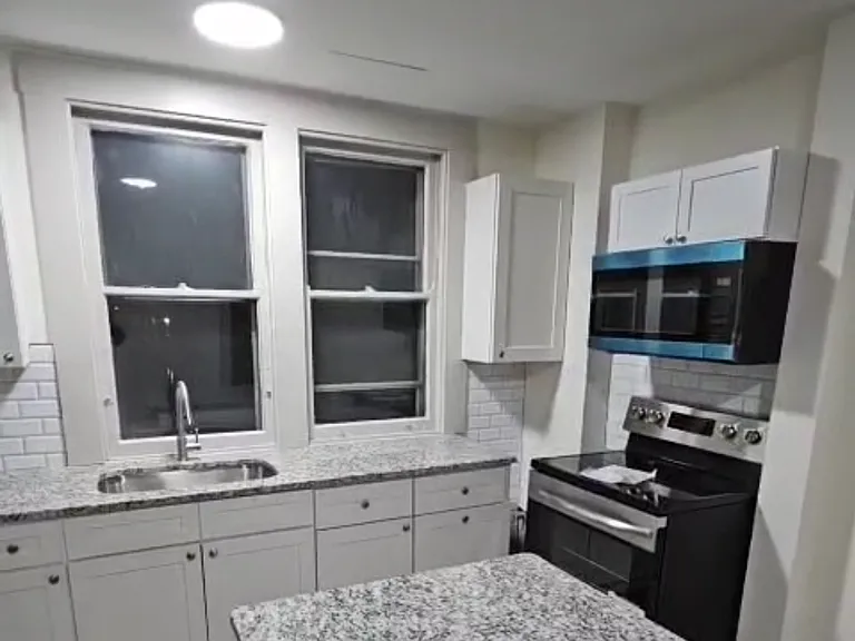 2346 Kenilworth Ave #2 — Photo 5