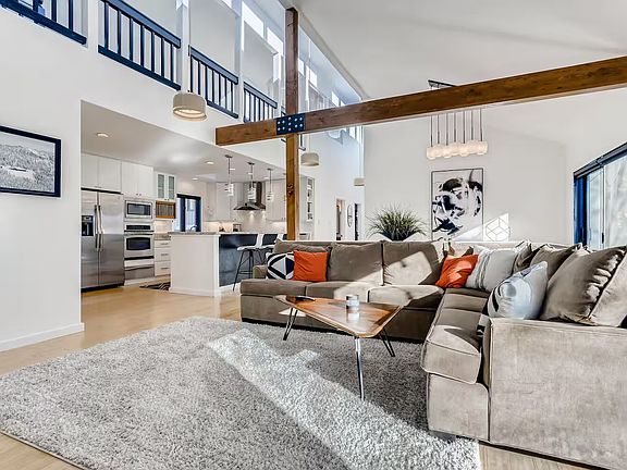 3rd image of 434 Ensign Dr #2
