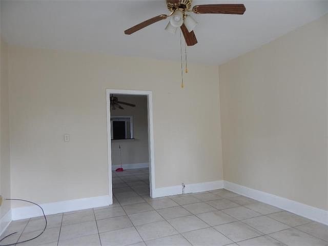 1st image of 218 Cherokee St #18