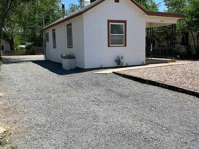 742 Belmont Ave — Photo 2
