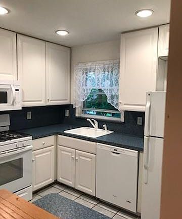 4th image of 120 N Broadway APT 8D