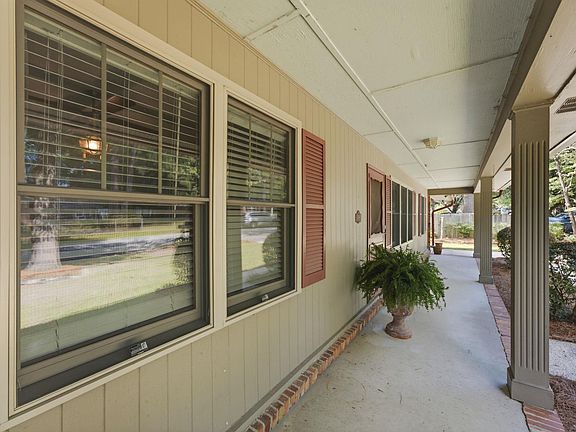 5th image of 6544 Brookside Cir