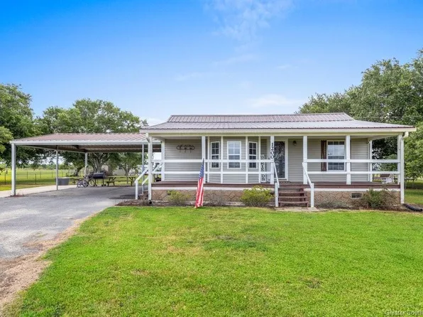 1200 Derouen St, Welsh, LA 70591