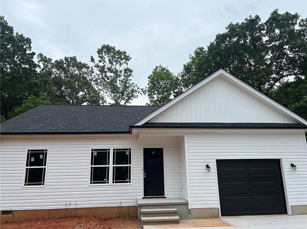 2414 Old Williamston Rd, Anderson, SC 29621 MLS 20274801 Zillow
