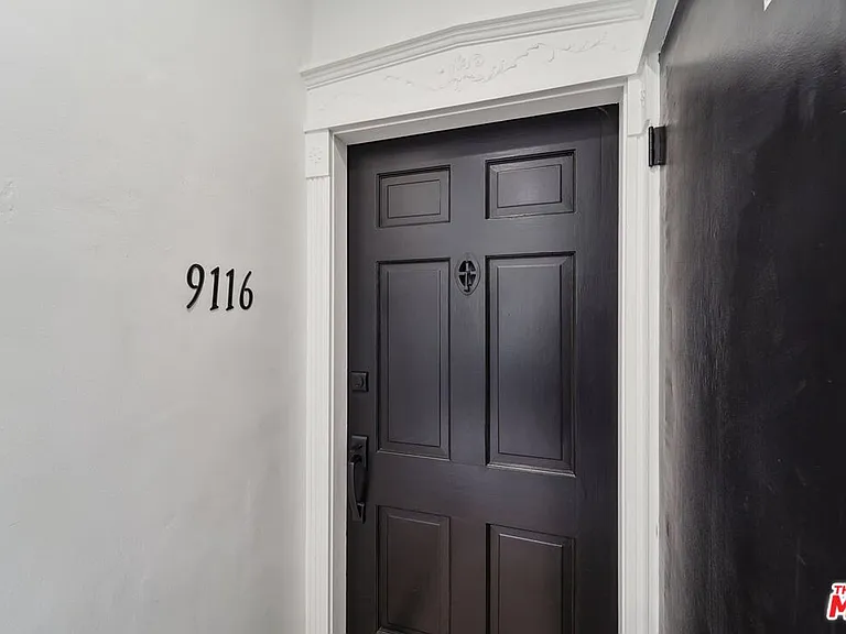 9116 W 3rd St — Photo 3