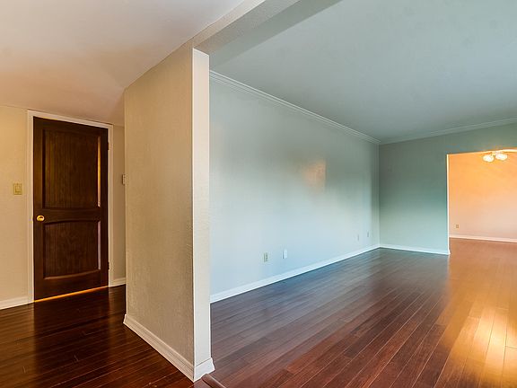 4th image of 333 W Camino Del Oro