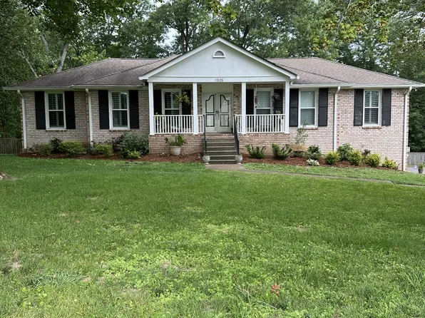 1525 Lipscomb Dr, Brentwood, TN 37027