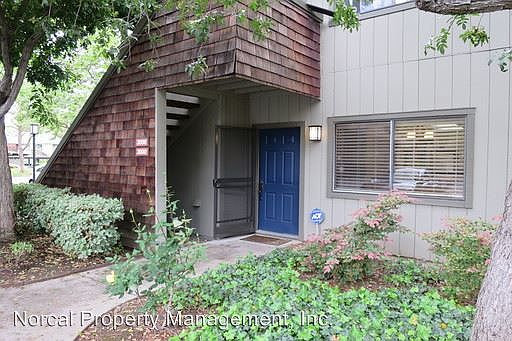 4th image of 3000 La Terrace Cir