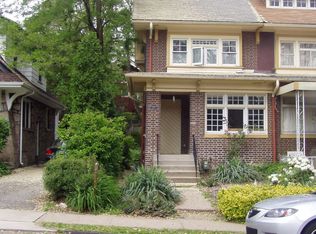 1438 Severn St, Pittsburgh, PA 15217