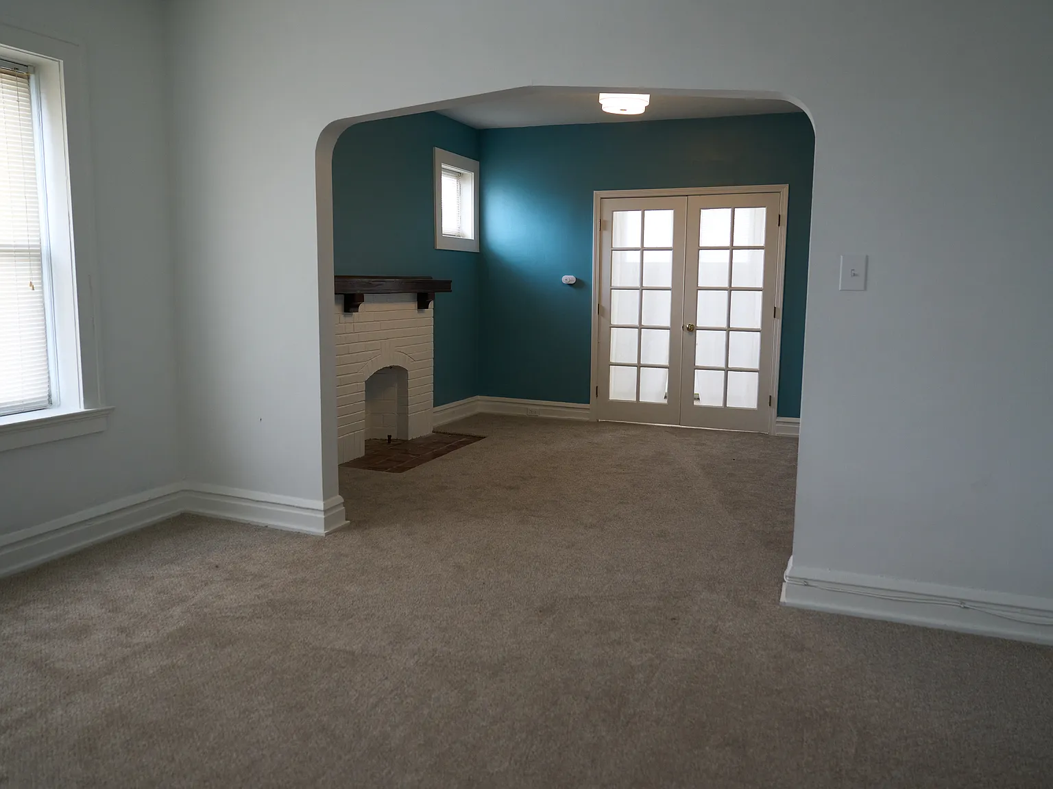 2 bed, 950 sqft, $1,350 — Photo 4