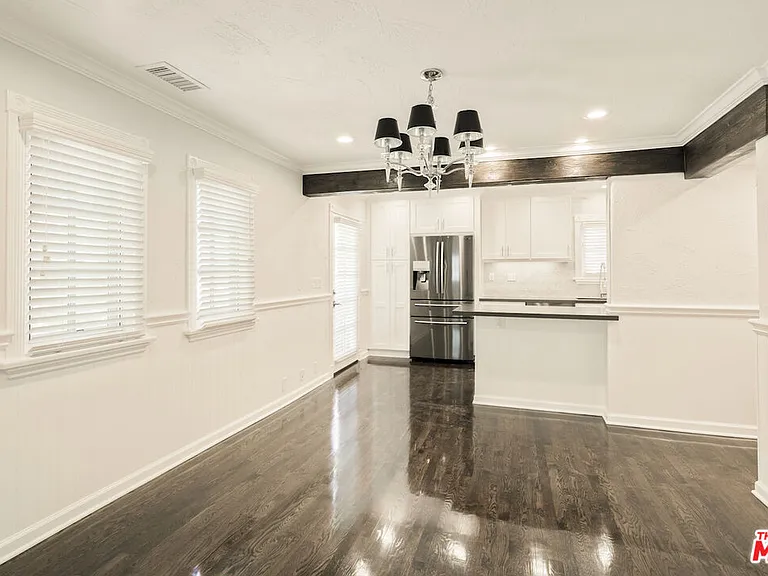 1118 S Cardiff Ave #1 — Photo 12