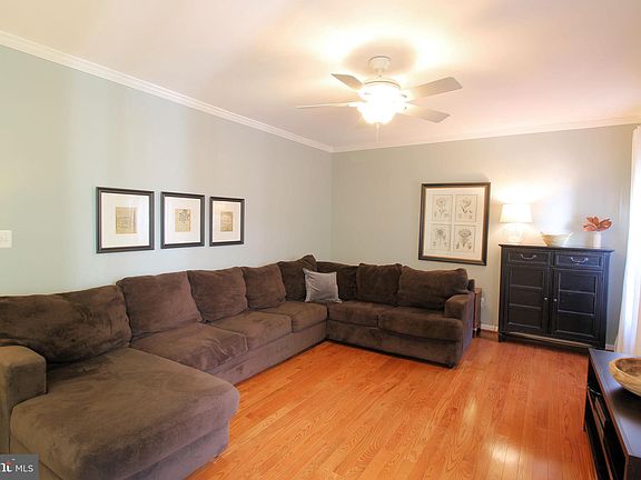 4th image of 6912 Yeoman Ct