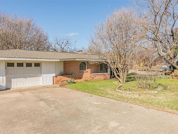 5th image of 6956 Park Place Dr