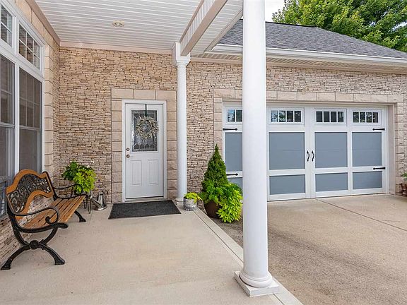 3rd image of 4713 E Donington Dr