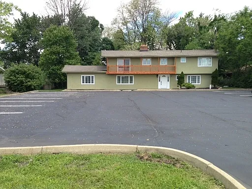 5368 Central College Rd photo 1