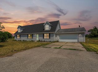 1130 S Moorland Rd, Ravenna, MI 49451