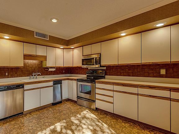 4th image of 1810 Cherokee Bluff Dr #1810
