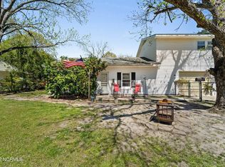 206 Roosevelt Rd, Jacksonville, NC 28540