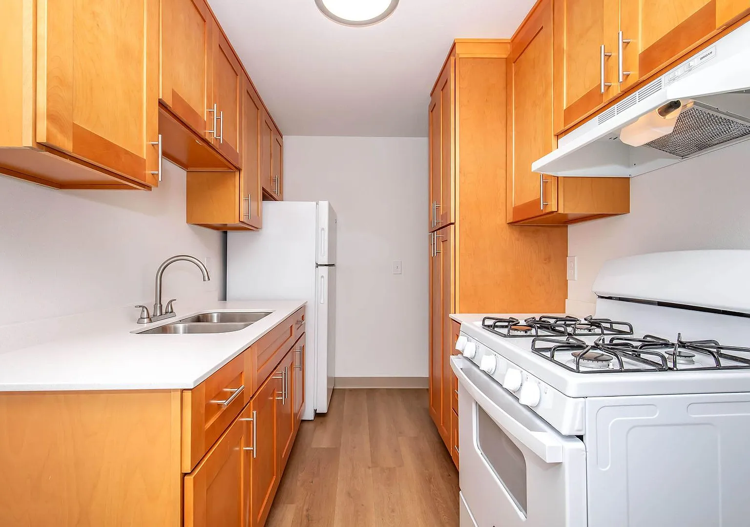 Shannon South Apartments — Photo 1