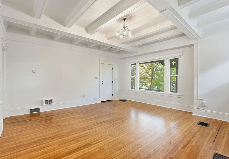 615 W 6th Ave #A — Photo 10