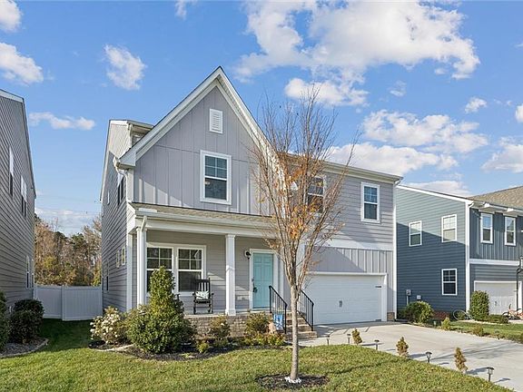 3rd image of 116 Meadows Landing Ln