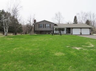 3851 Kenroy Rd, Hermantown, MN 55811