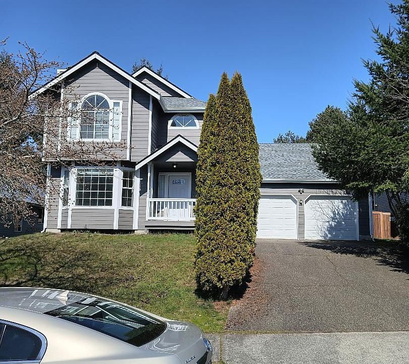 1st image of 6005 Thornbury Dr SE