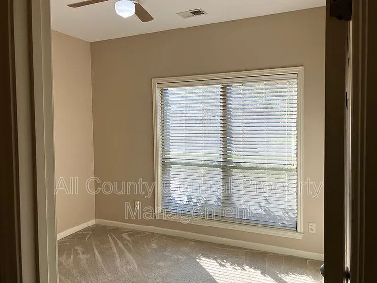 2045 Forest Lakes Ln — Photo 12
