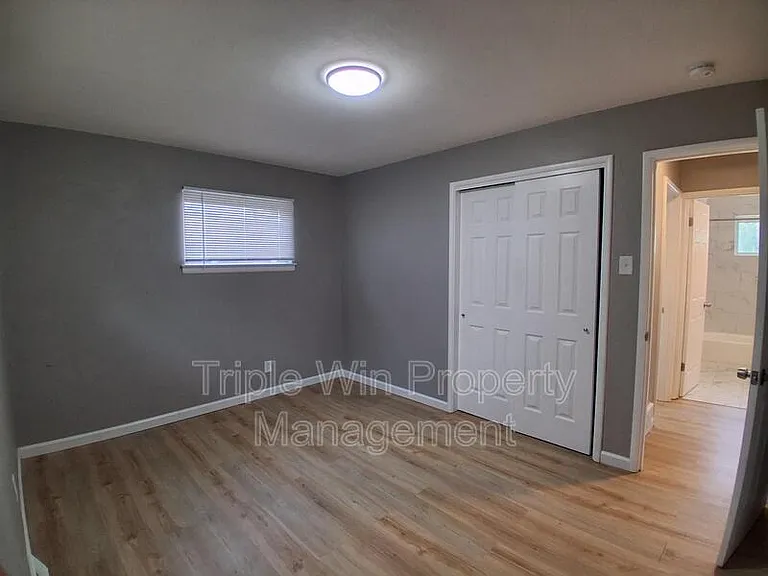 524 Acorn Dr — Photo 20